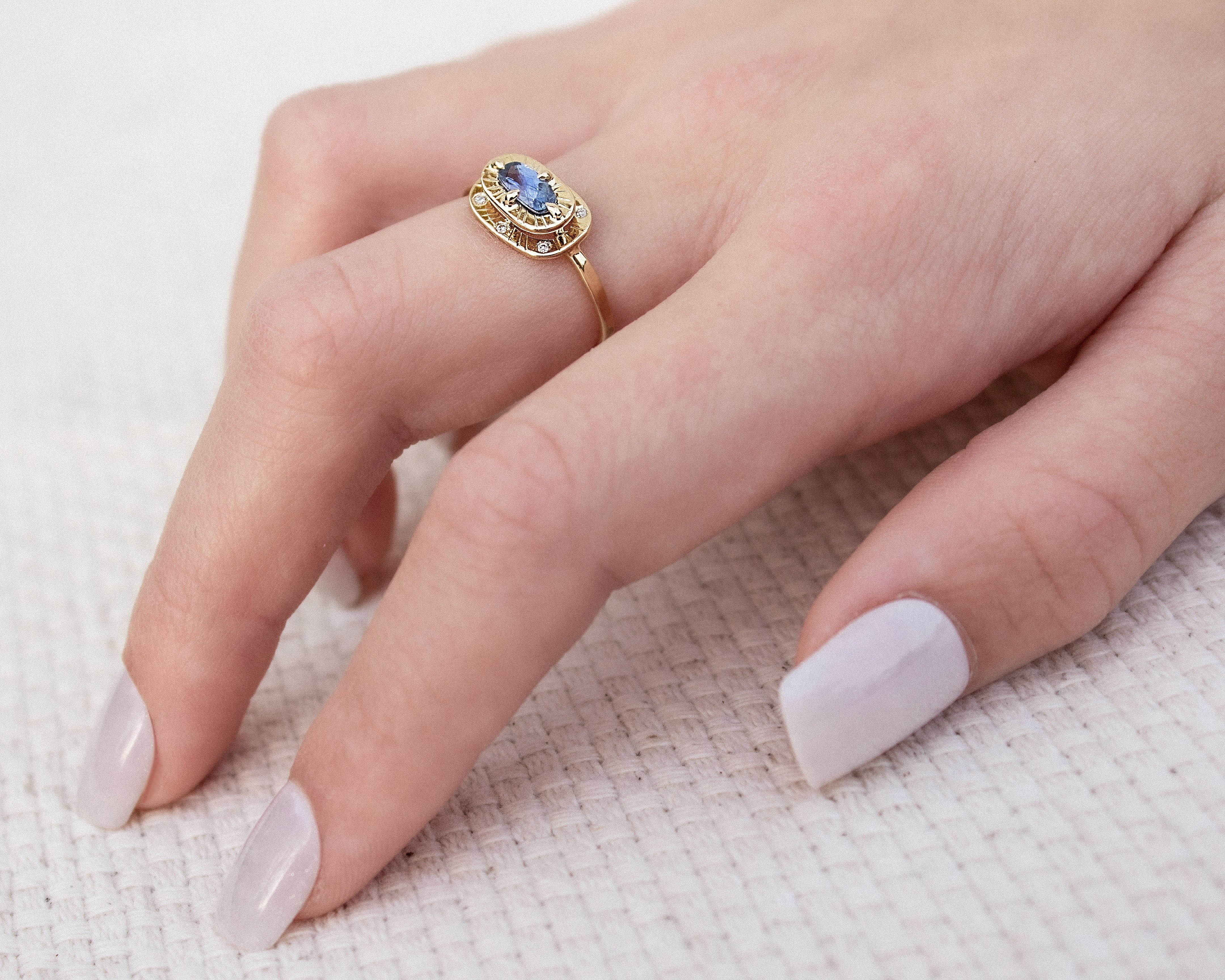 Mezzanine Ring No. 3 with Sapphire