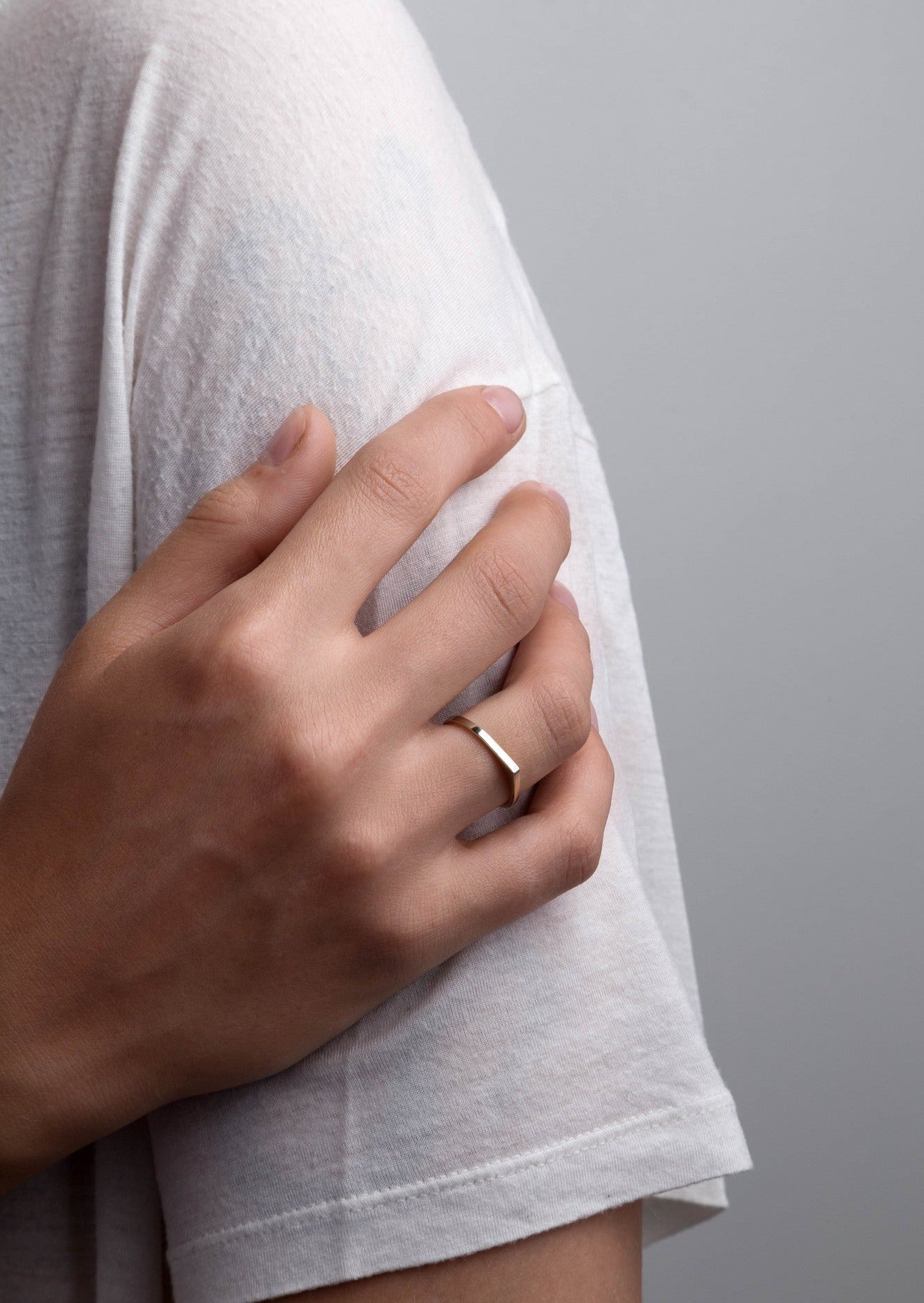 Thin Naked Bateau Ring